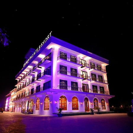 Krown Palace Resort ศิลวัสสา ภายนอก รูปภาพ