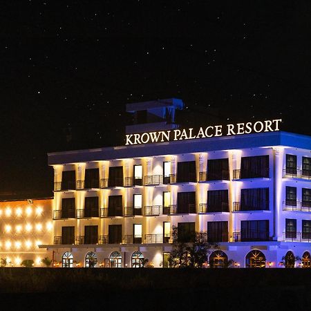 Krown Palace Resort ศิลวัสสา ภายนอก รูปภาพ