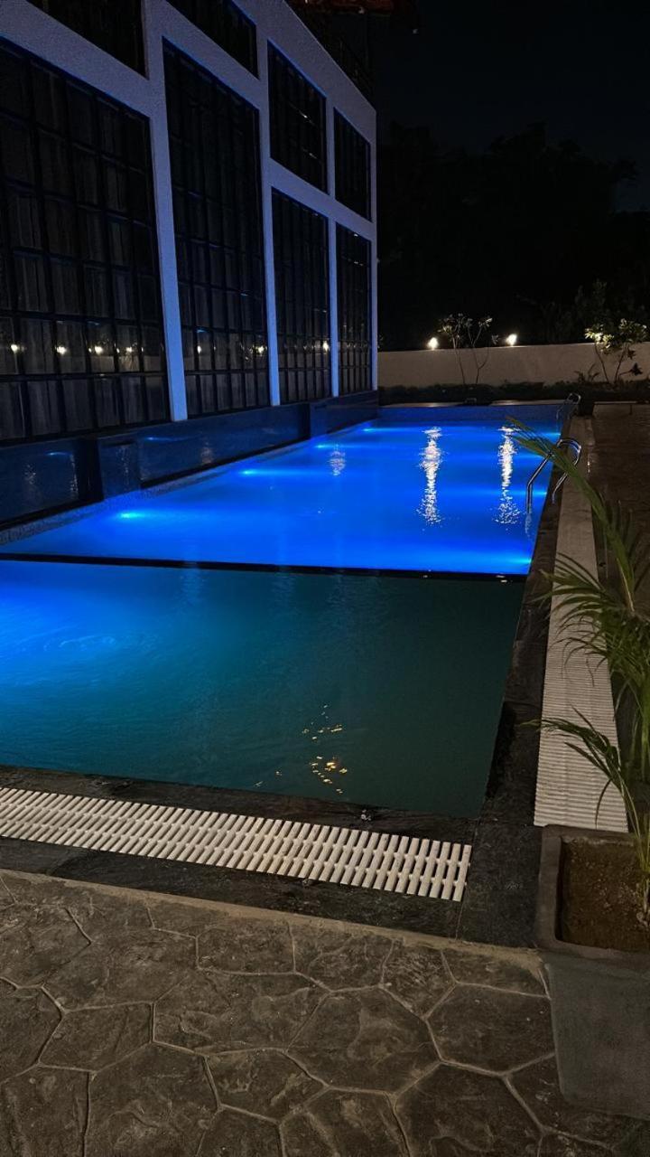 Krown Palace Resort ศิลวัสสา ภายนอก รูปภาพ